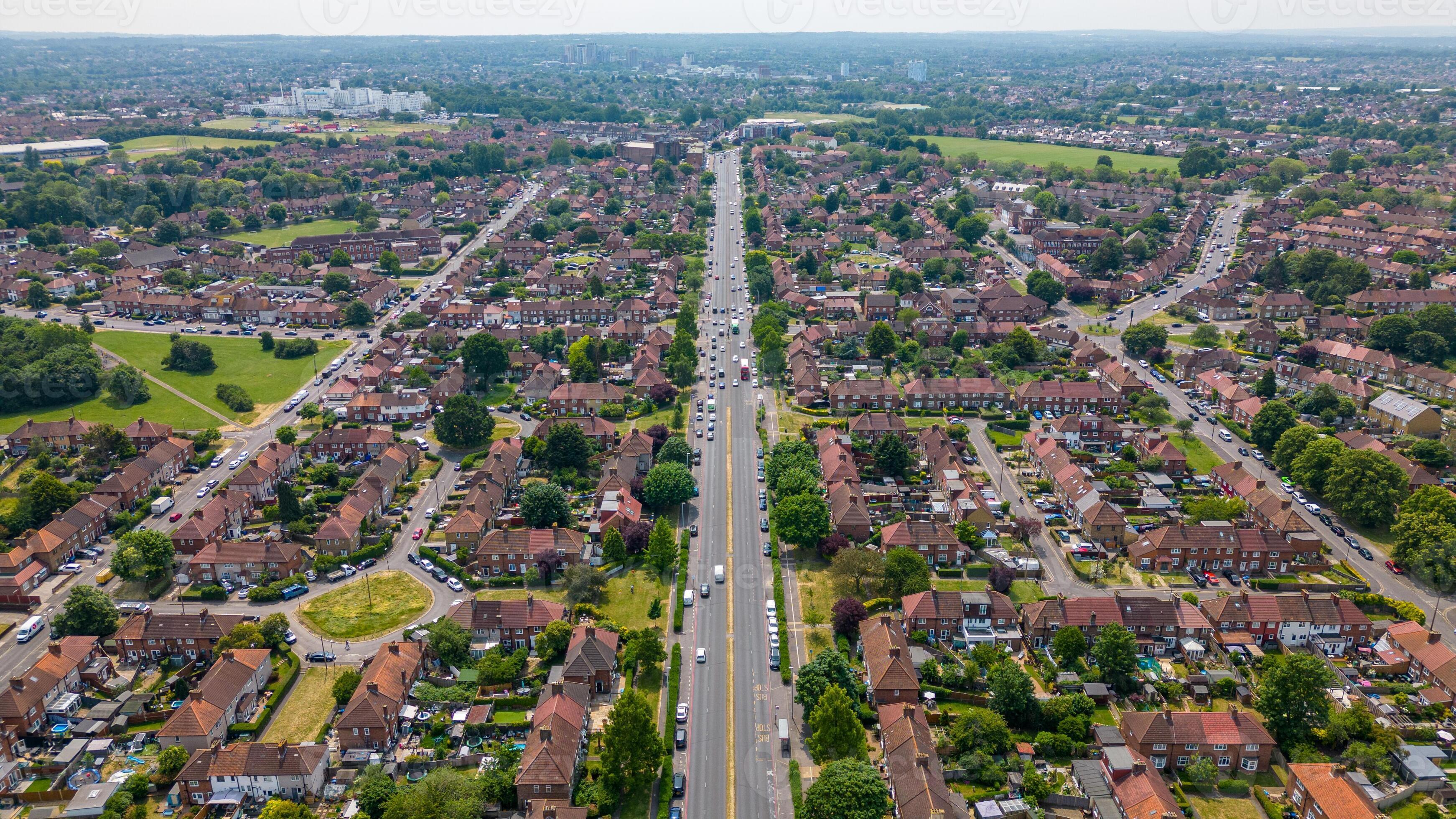 Choosing a Neighborhood